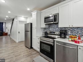 1557 N 9TH Street, Philadelphia PA 19122