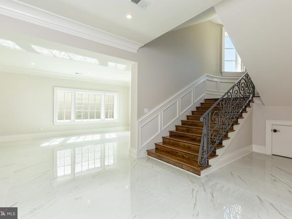 1181 Ballantrae Lane, Mclean VA 22101