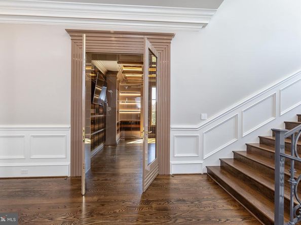 1181 Ballantrae Lane, Mclean VA 22101