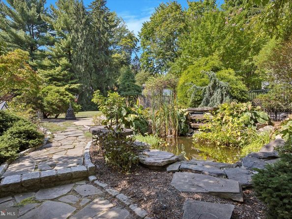 2314 Valley Road, Huntingdon Valley PA 19006
