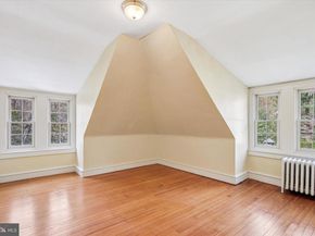 2314 Valley Road, Huntingdon Valley PA 19006