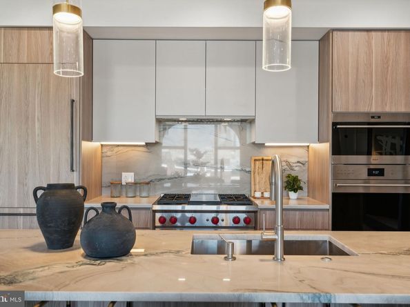 160 N 2nd Street 601, Philadelphia PA 19106