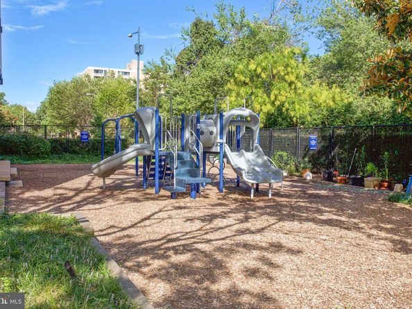 1301 Delaware Avenue SW N514, Washington DC 20024