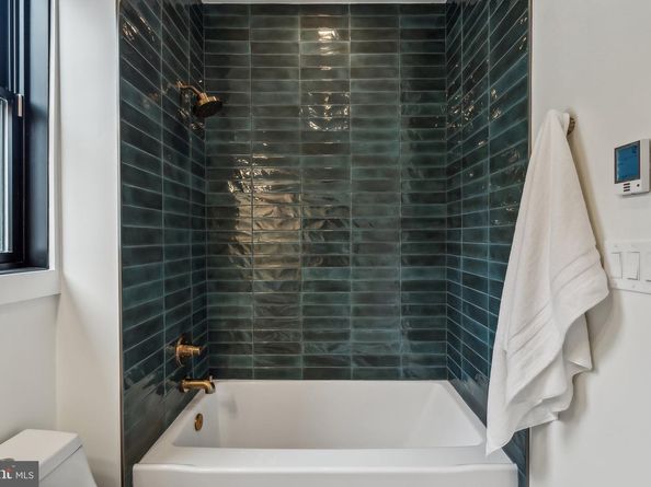 507 S Adams Street, Arlington VA 22204