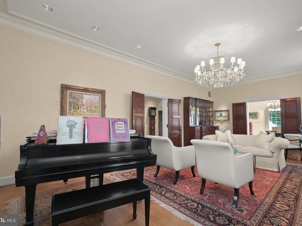 2330 Tracy Place NW, Washington DC 20008