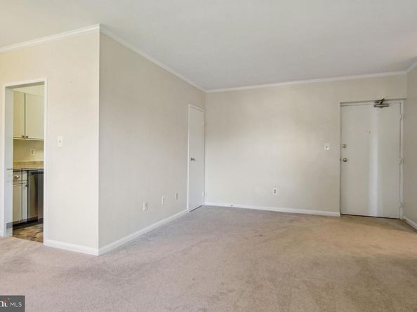 3601 5TH Street S 206, Arlington VA 22204