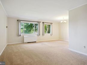 3601 5TH Street S 206, Arlington VA 22204