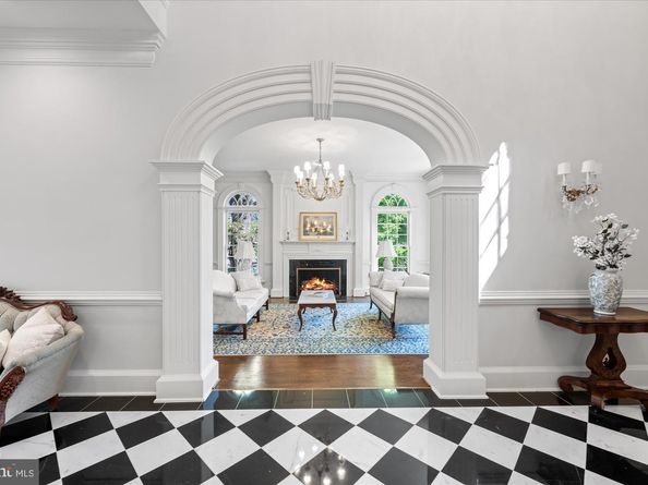 1101 Dogwood Drive, Mclean VA 22101
