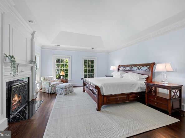 1101 Dogwood Drive, Mclean VA 22101