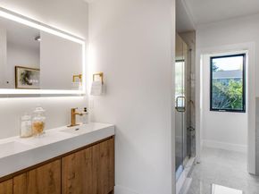 2025 N Emerson Street, Arlington VA 22207
