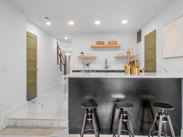2025 N Emerson Street, Arlington VA 22207