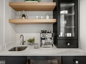 407 Oakwynne Drive, Wynnewood PA 19096