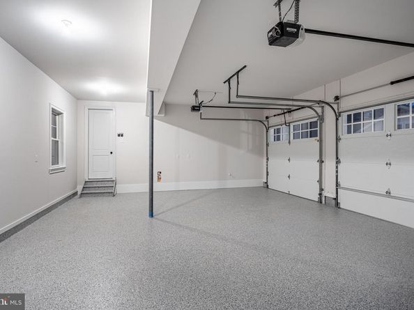 407 Oakwynne Drive, Wynnewood PA 19096