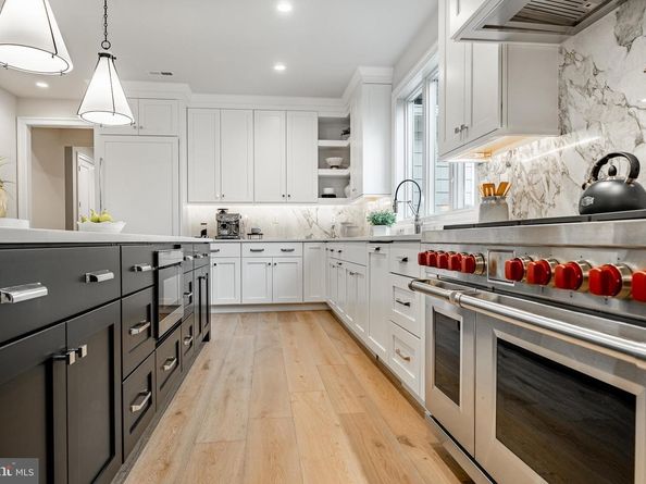 407 Oakwynne Drive, Wynnewood PA 19096