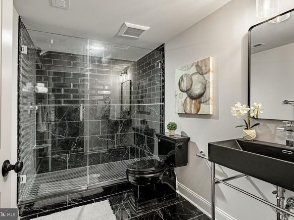 407 Oakwynne Drive, Wynnewood PA 19096