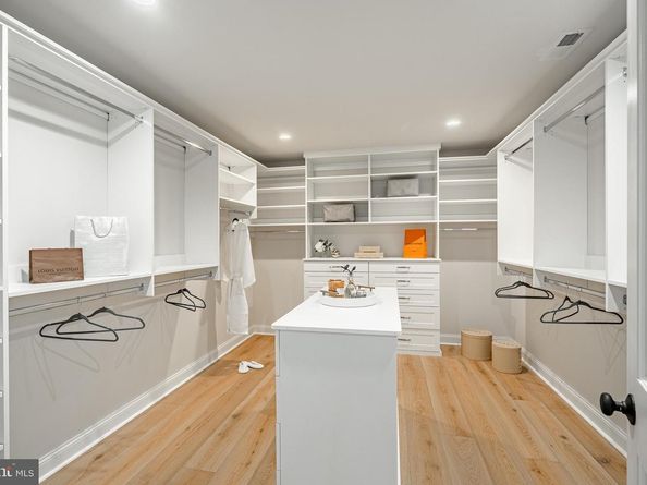 407 Oakwynne Drive, Wynnewood PA 19096