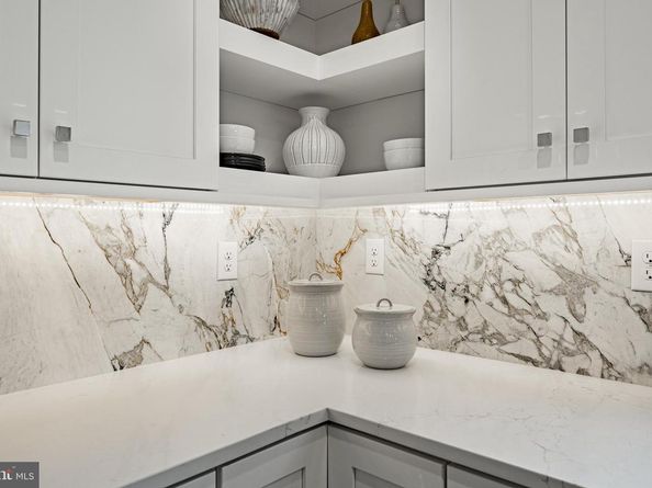 407 Oakwynne Drive, Wynnewood PA 19096