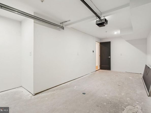 1407 S Napa Street, Philadelphia PA 19146