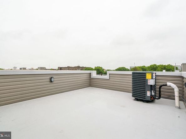 1407 S Napa Street, Philadelphia PA 19146