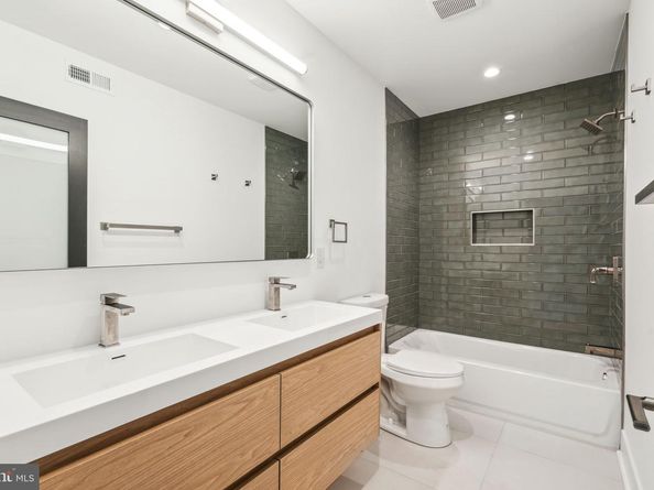 1407 S Napa Street, Philadelphia PA 19146
