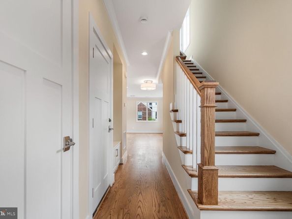 2129 N Troy, Arlington VA 22201