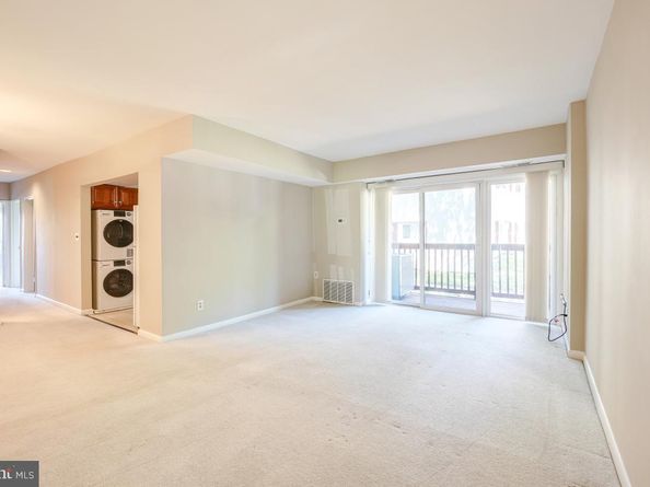 53 Skyhill Road 204, Alexandria VA 22314
