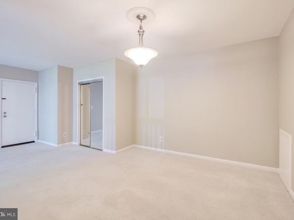 53 Skyhill Road 204, Alexandria VA 22314
