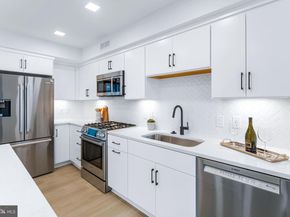 701 N Henry Street 211, Alexandria VA 22314