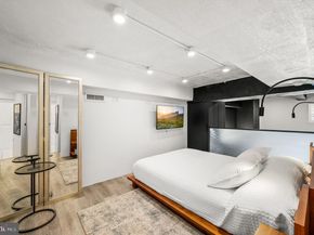 219 S 18TH Street 710, Philadelphia PA 19103
