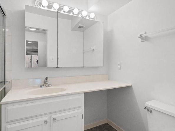 26 Bonnie Gellman Court B26, Philadelphia PA 19114