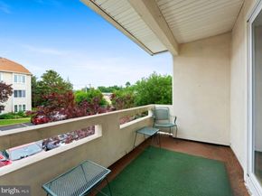 26 Bonnie Gellman Court B26, Philadelphia PA 19114