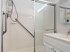 26 Bonnie Gellman Court B26, Philadelphia PA 19114