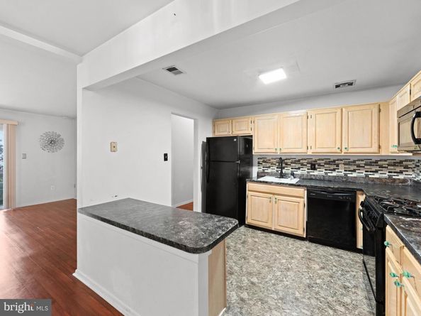 26 Bonnie Gellman Court B26, Philadelphia PA 19114