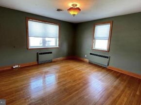 712 Macdade Boulevard, Folsom PA 19033