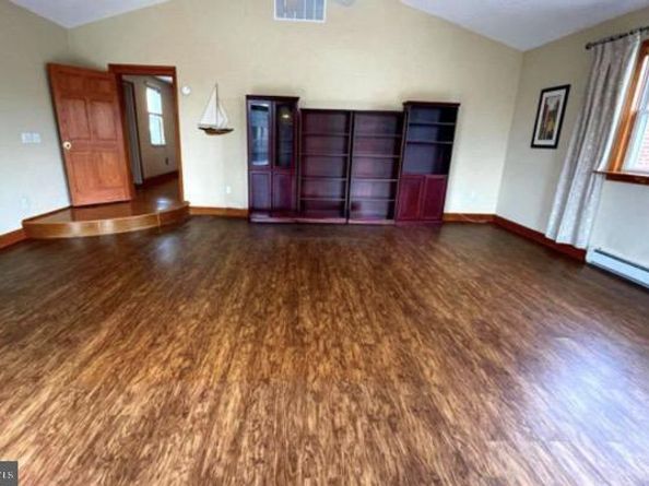 712 Macdade Boulevard, Folsom PA 19033