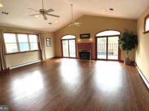 712 Macdade Boulevard, Folsom PA 19033