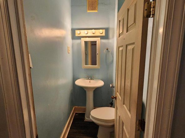 4910 Greene Street, Philadelphia PA 19144