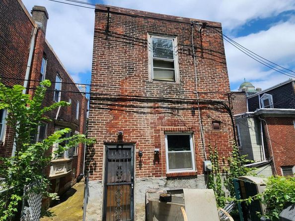 4910 Greene Street, Philadelphia PA 19144