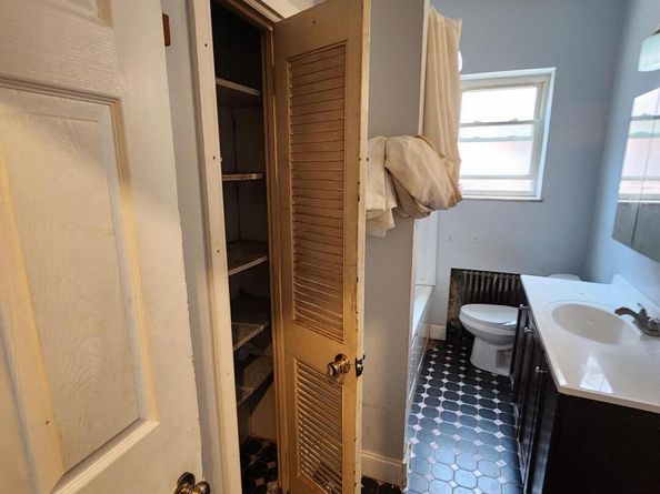 4910 Greene Street, Philadelphia PA 19144