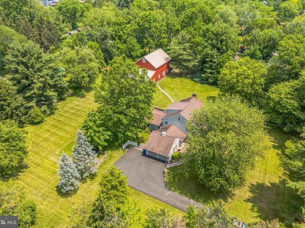1305 Meetinghouse Road, North Wales PA 19454