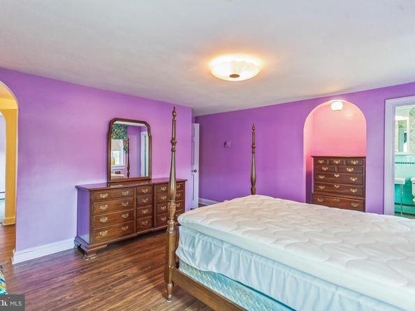 1305 Meetinghouse Road, North Wales PA 19454