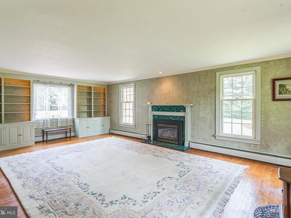1305 Meetinghouse Road, North Wales PA 19454