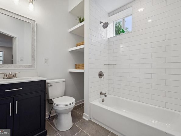 865 N 43rd Street, Philadelphia PA 19104