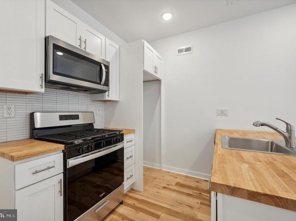 865 N 43rd Street, Philadelphia PA 19104