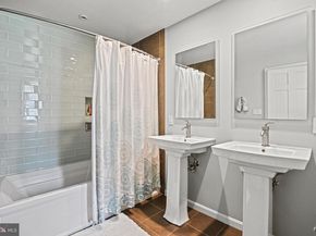 8633 Janet Lane, Vienna VA 22180