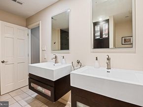 8633 Janet Lane, Vienna VA 22180