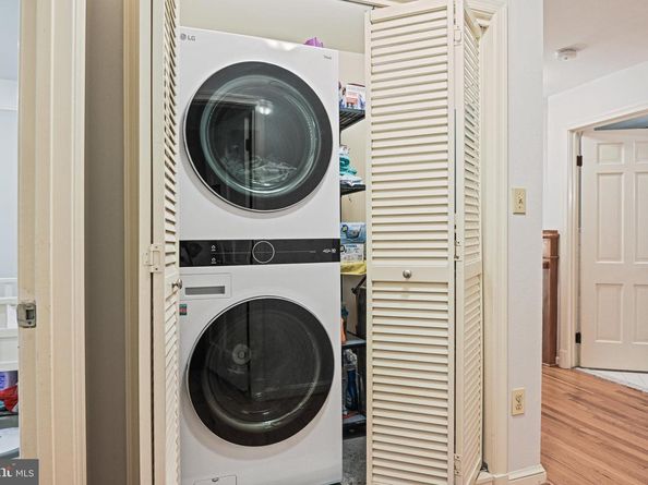 8633 Janet Lane, Vienna VA 22180