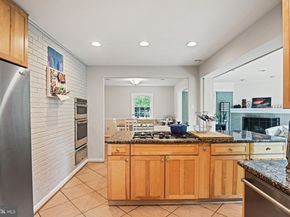 8633 Janet Lane, Vienna VA 22180