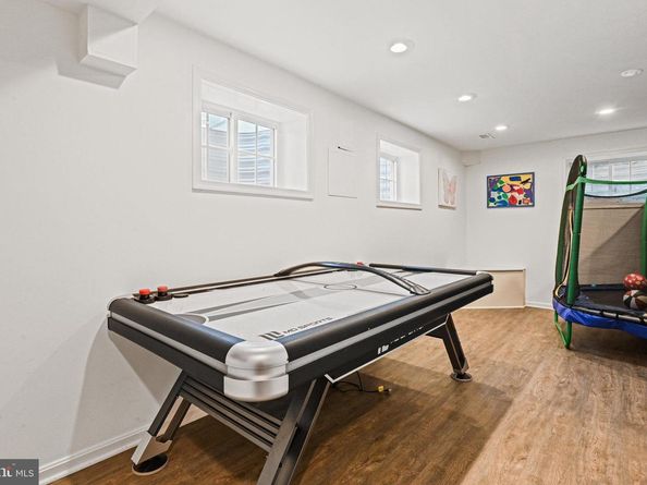 8633 Janet Lane, Vienna VA 22180