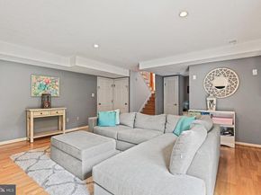 8633 Janet Lane, Vienna VA 22180